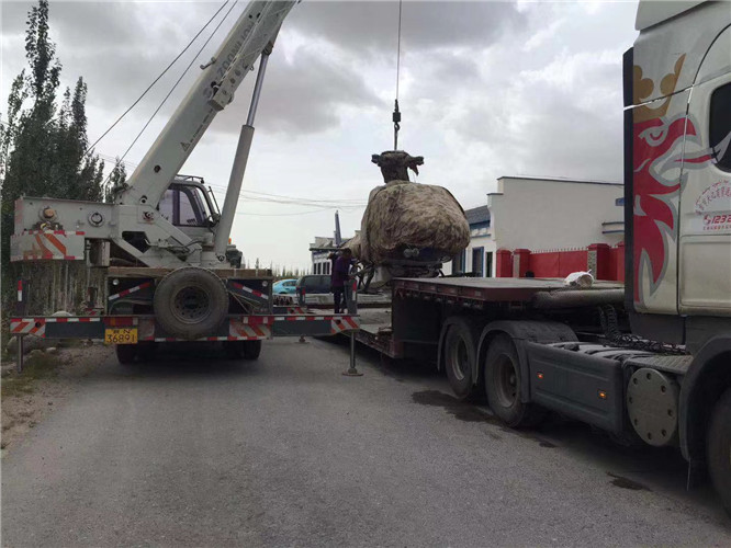 和田县狭窄场地（如小区、车间）适合用哪种吊车？